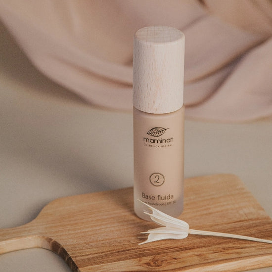 maquillaje natural. Base fluida. Maminat, cosmética natural