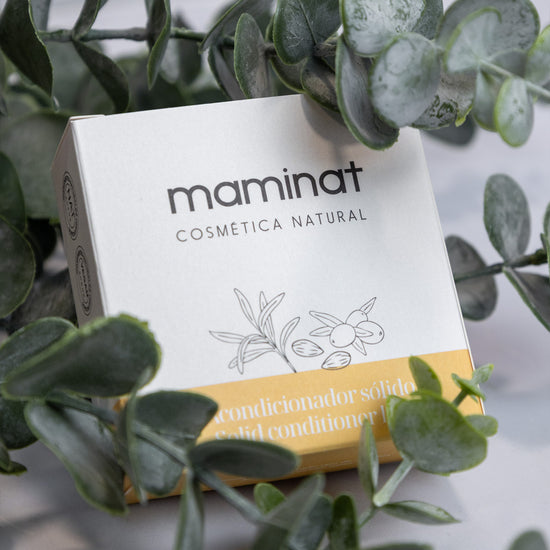 Barra de acondicionador solido natural Maminat que hidrata, nutre y desenreda el cabello seco o dañado